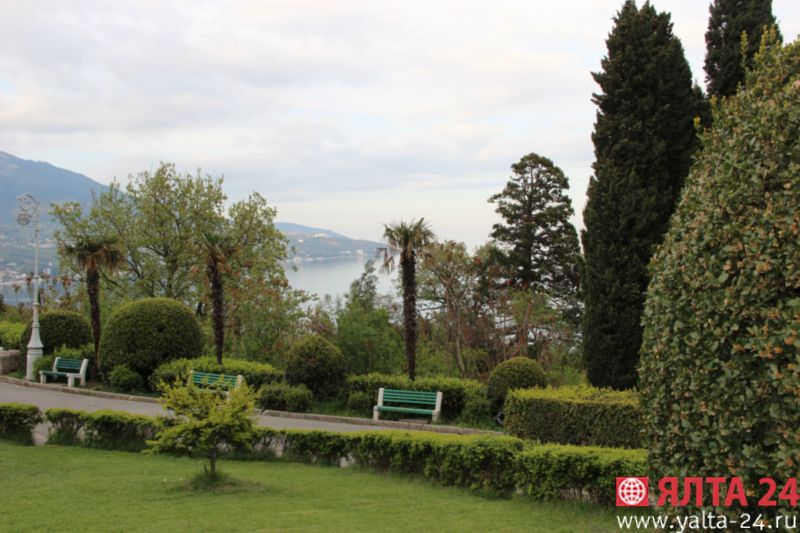 dvorec livadia park yalta 24