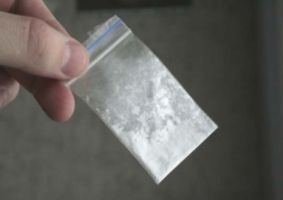 У 22-летнего ялтинца полицейские изъяли наркотики