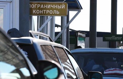 Аксенов советует крымчанам не ездить в Украину через границу на полуострове