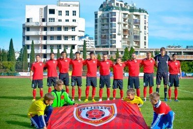 Ялтинский «Рубин» в Кубке КФС сыграет с «Евпаторией» и «Океаном»
