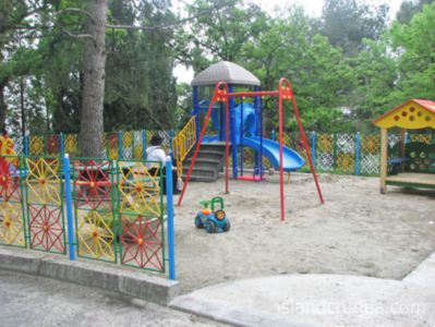 Ялта приобретет дополнительно 14 детских площадок