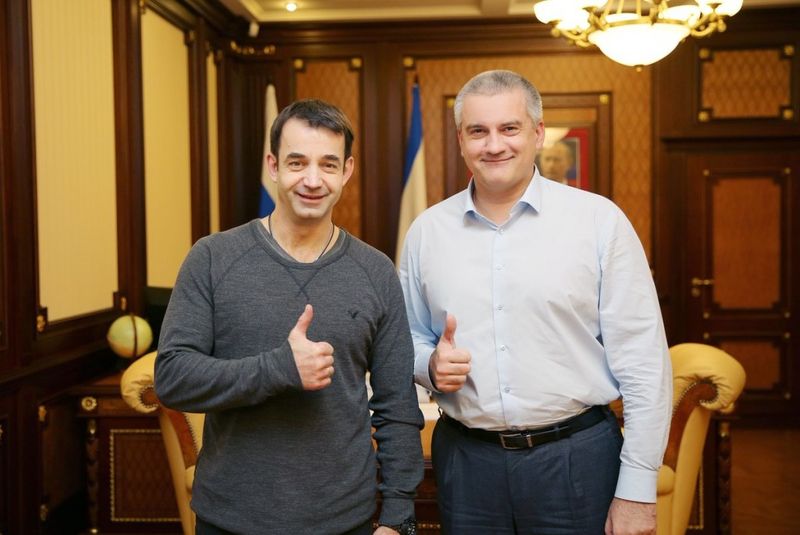 pevcov aksenov