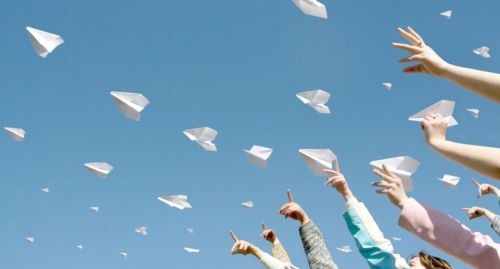 В Феодосии пройдет фестиваль бумажных самолётиков