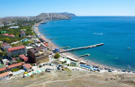 Специалисты рекомендуют отелям Крыма снизить цены