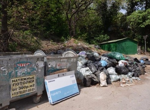 За неделю в Ялте собрали и вывезли 70 м³ строительного и крупногабаритного мусора