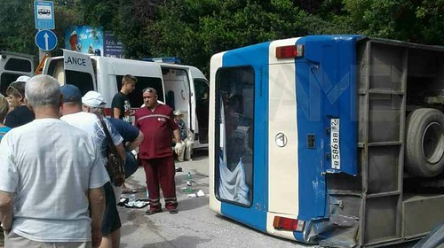В результате ДТП в Массандре пострадали девять человек - пресс-служба МВД Крыма