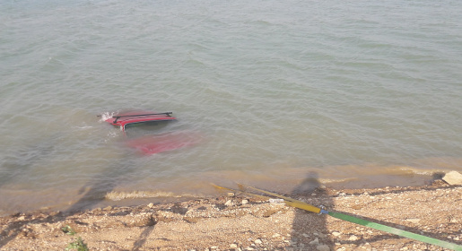 Из Белогорского водохранилища вытащили автомобиль