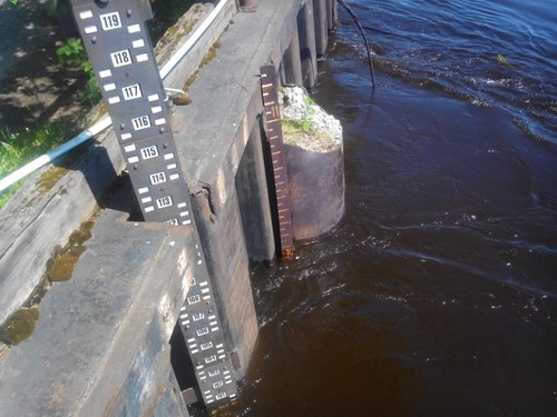 Министр МЧС Крыма поручил усилить контроль за уровнем воды в реках