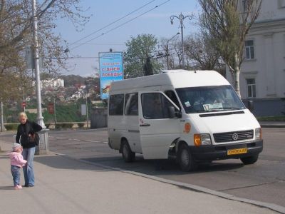 В Ялте привлекли к ответственности водителя, который не захотел бесплатно везти льготника