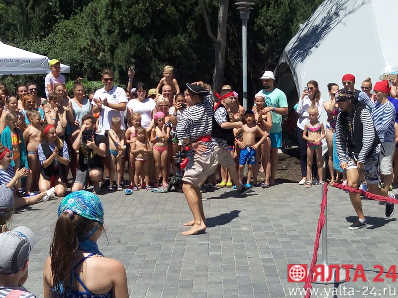 1akvapark yalta inturist9