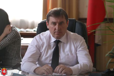 Зам Аксенова: основная задача при ликвидации стихийной торговли в Крыму - ее легализация