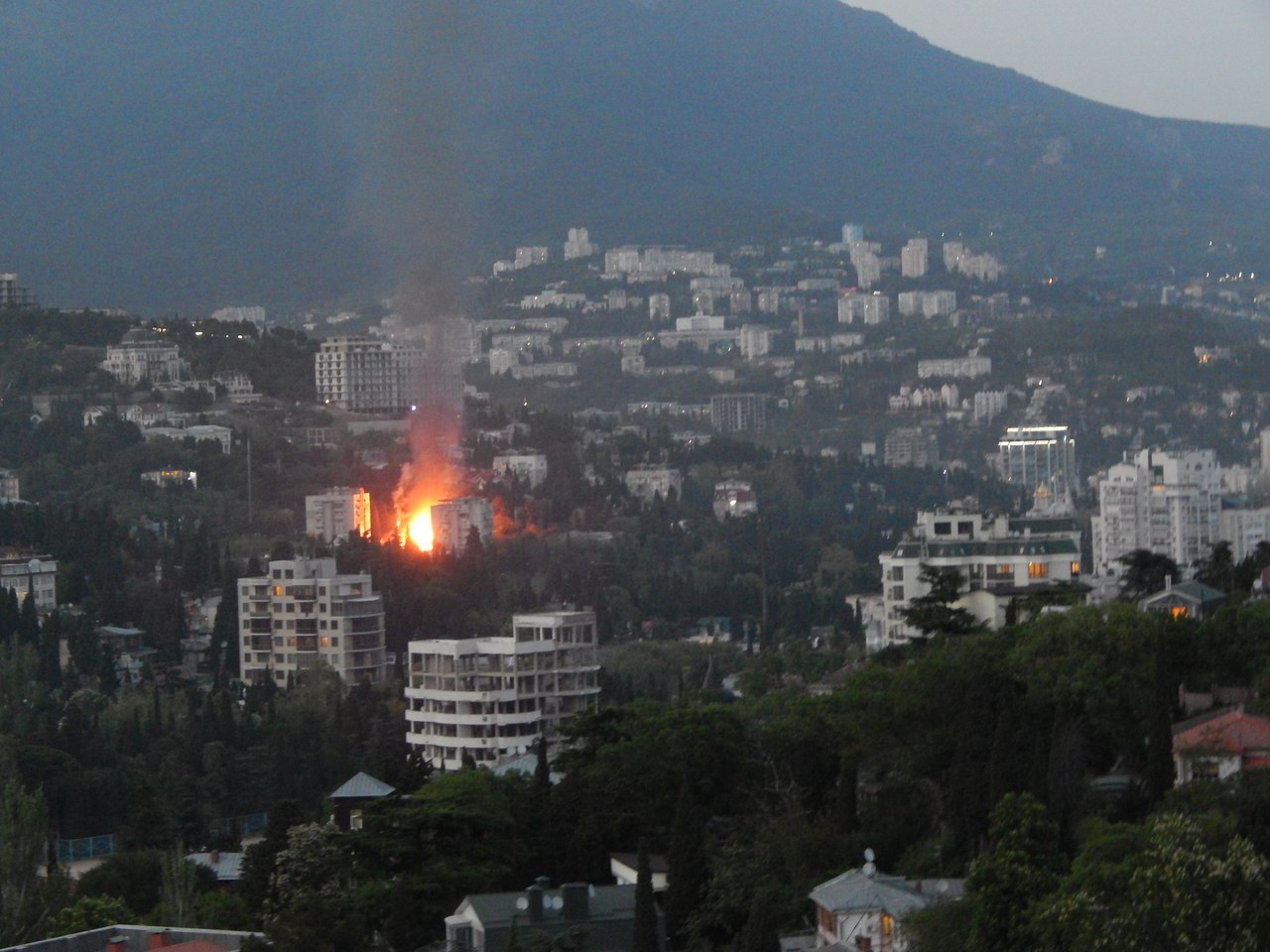 пожар на Кирова в Ялте