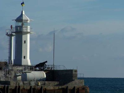 В Ялтинском порту ежедневно в полдень будут стрелять из пушки