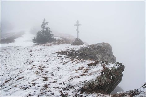 С плато АЙ-Петри эвакуировали заблудившихся ялтинцев