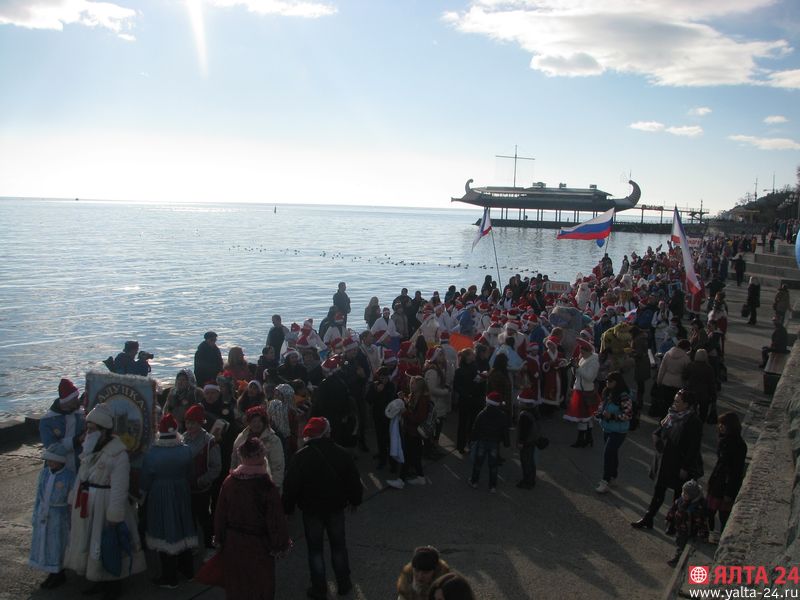moroz parad yalta 24IMG 4061