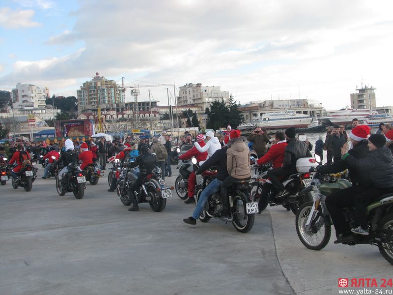 moroz parad yalta 24IMG 4110