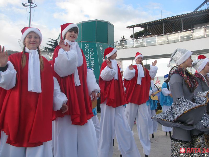 moroz parad yalta 24IMG 4121