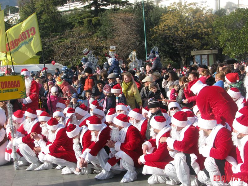 moroz parad yalta 24IMG 4239
