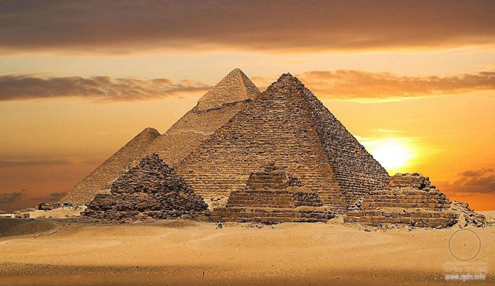 piramidi egipet