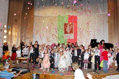 Ученики ялтинской музыкальной школы поклялись пронести любовь к музыке через всю жизнь