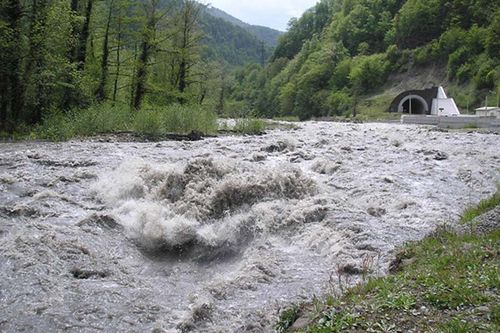 Днем 12 октября и в первой половине суток 13 октября на реках Крыма ожидаются подъемы уровней воды