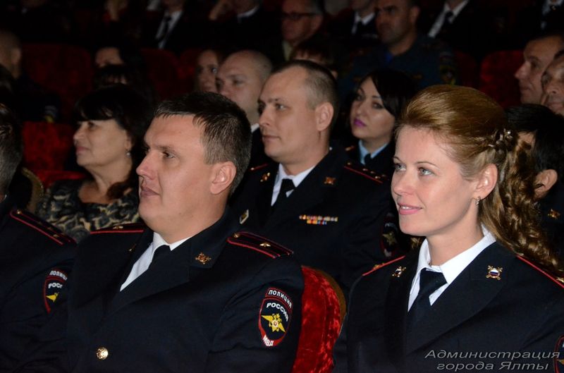 Ялтинских полицейских поздравили с профессиональным праздником 1 poliziya