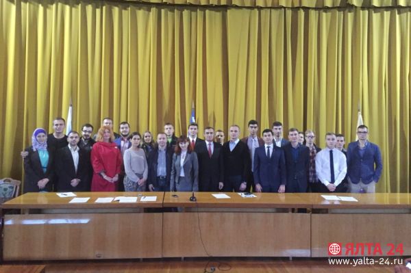 Первый в Крыму молодежный парламент создан в Ялте