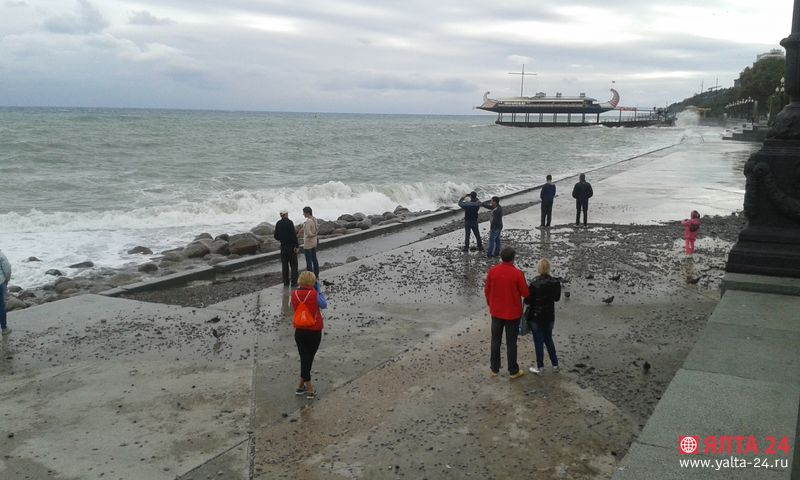 20151012 133018 yalta 24 storm