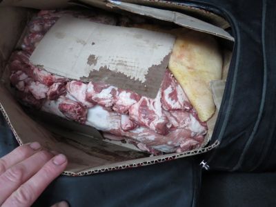 Мясо в Крым из Украины везли без маркировки и документов