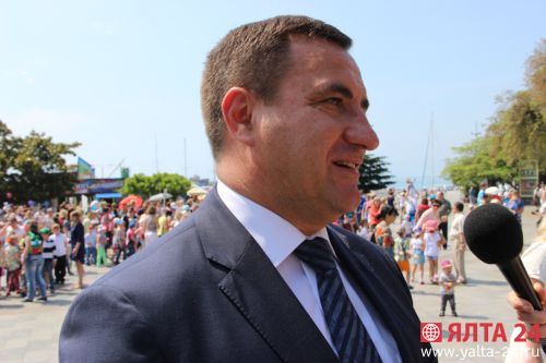 Андрей Ростенко