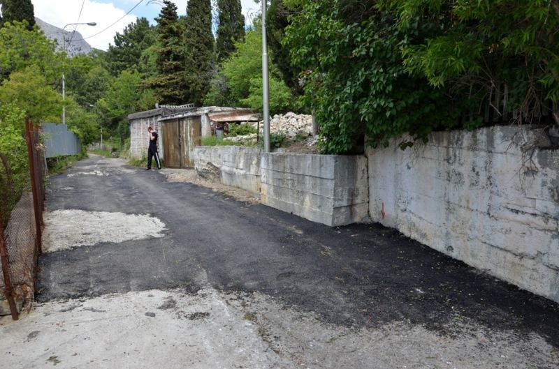 В Ялте приступили к капитальному ремонту дорожного покрытия к дому музею Юлиана Семёнова 2 semenov