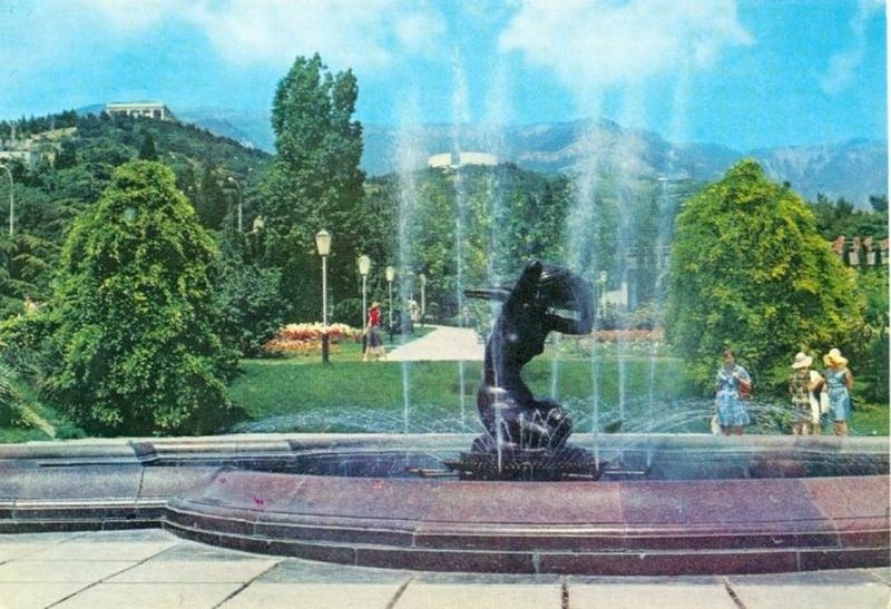 Сквер Некрасова