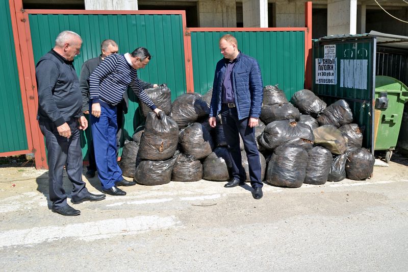 В Кореизе прошел очередной субботник 