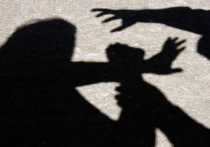В Ялте бродяга ограбил парня