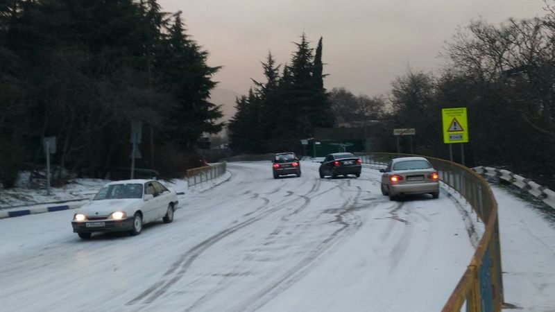 гололед в Ялте