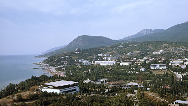 Панорама Алушты