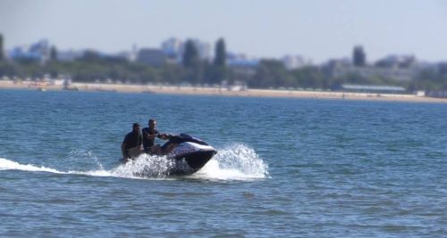 В Крыму в море за прошедшие сутки спасли пять человек