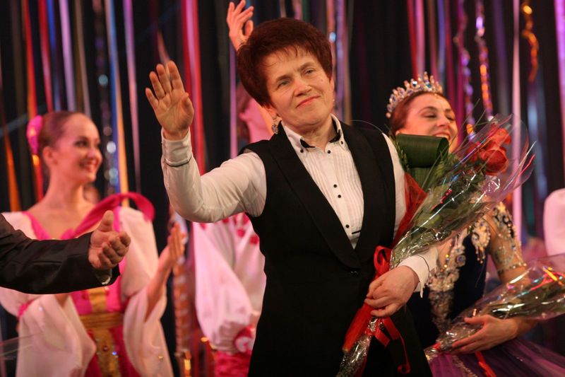 жена Януковича