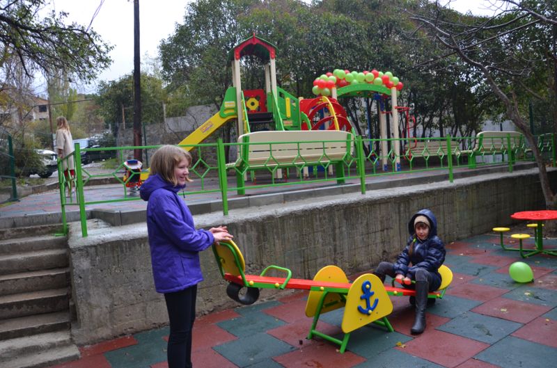 2 yalta 24detskaya ploshadka yalta 24