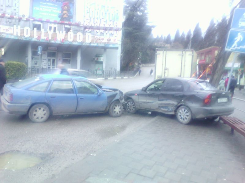 ДТП на Спартаке в Ялте