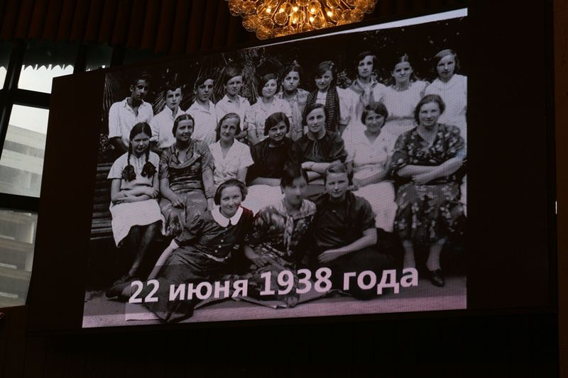 shkola7 yalta 24shkola 80 let6