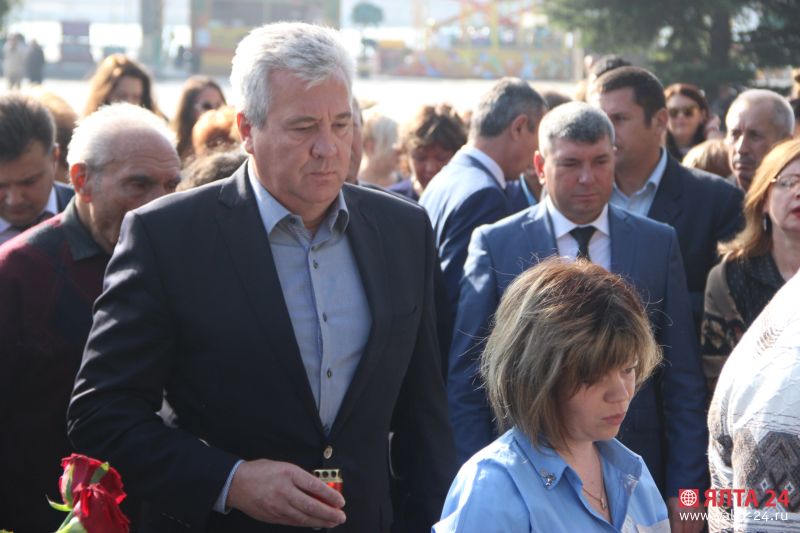 траурная панихида в Ялте