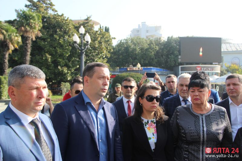 траурная панихида в Ялте