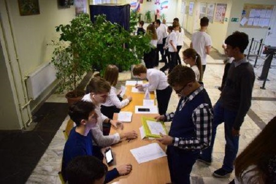 Выборы школьного президента в Ялте