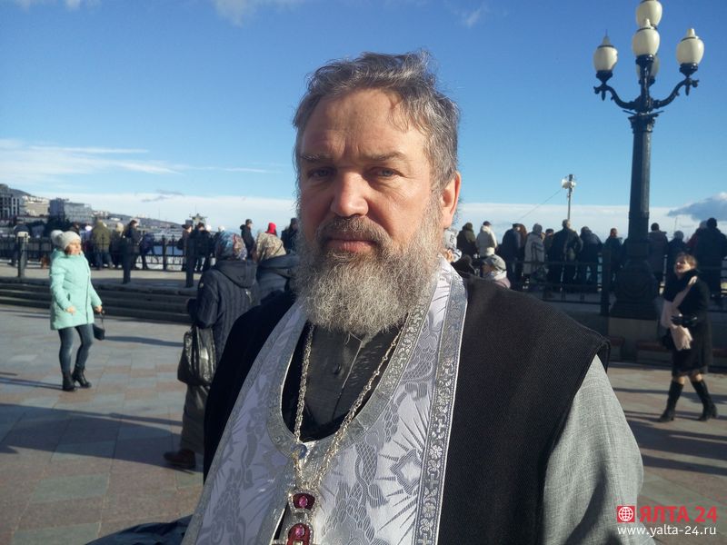 Отец Адам Ялта