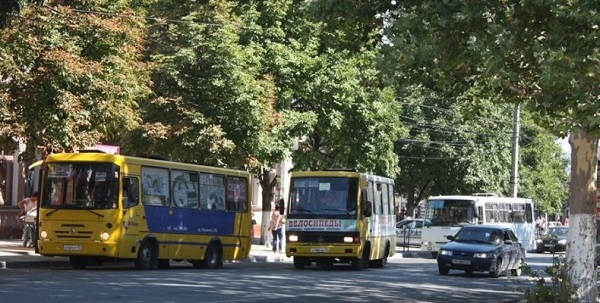 Автобус в Ялте