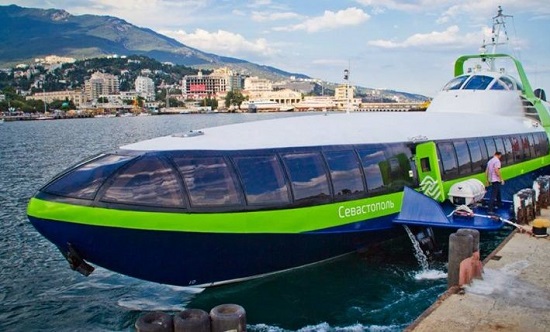Морская комета в Ялте