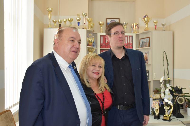 Иван Имгрунт встретился с иностранной делегацией 6 delegaziya shkola