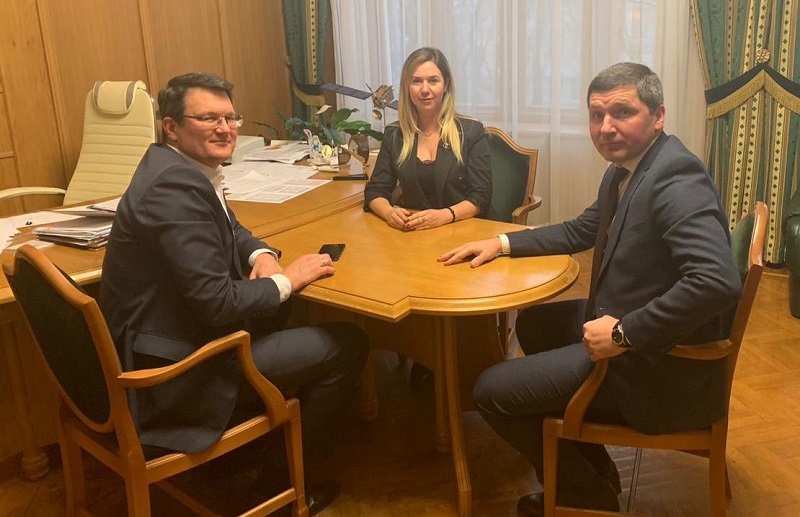 administracia yalti1