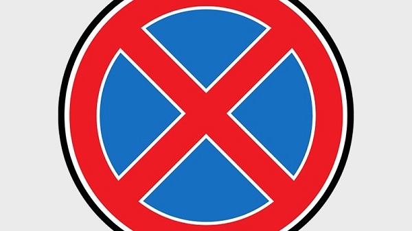 Запрещающий знак в Ялте